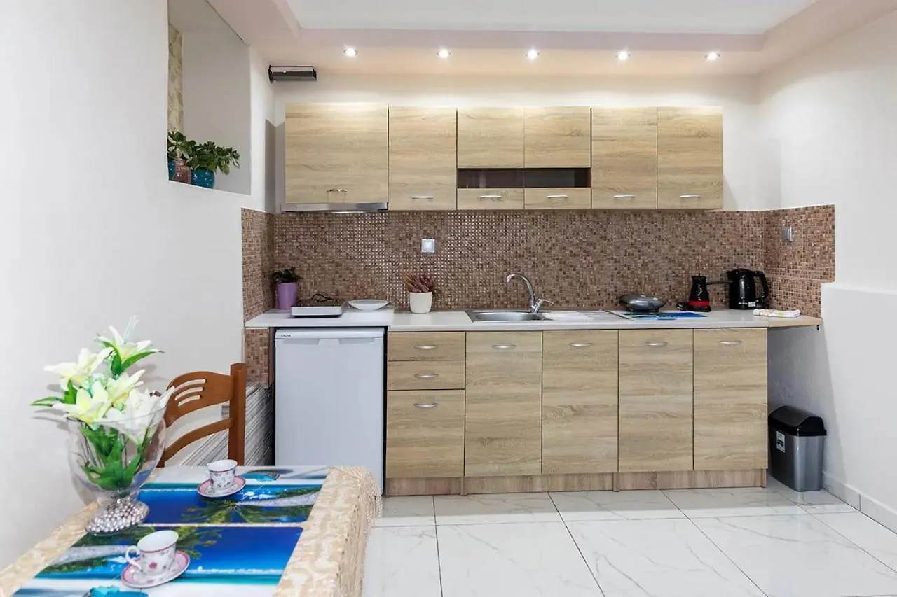 Rentinis Apartments Nikiti   Nikiti (Sithonia)